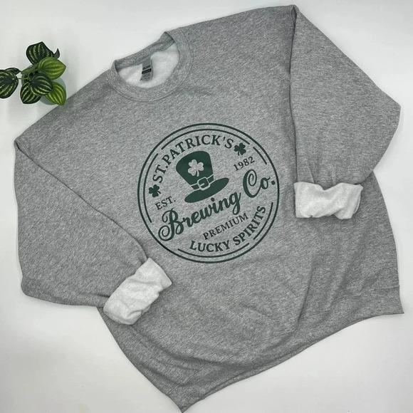 ST. PATRICK’S BREWING CO. Gray Crewneck Sweatshirt Various Sizes - Picture 2 of 4
